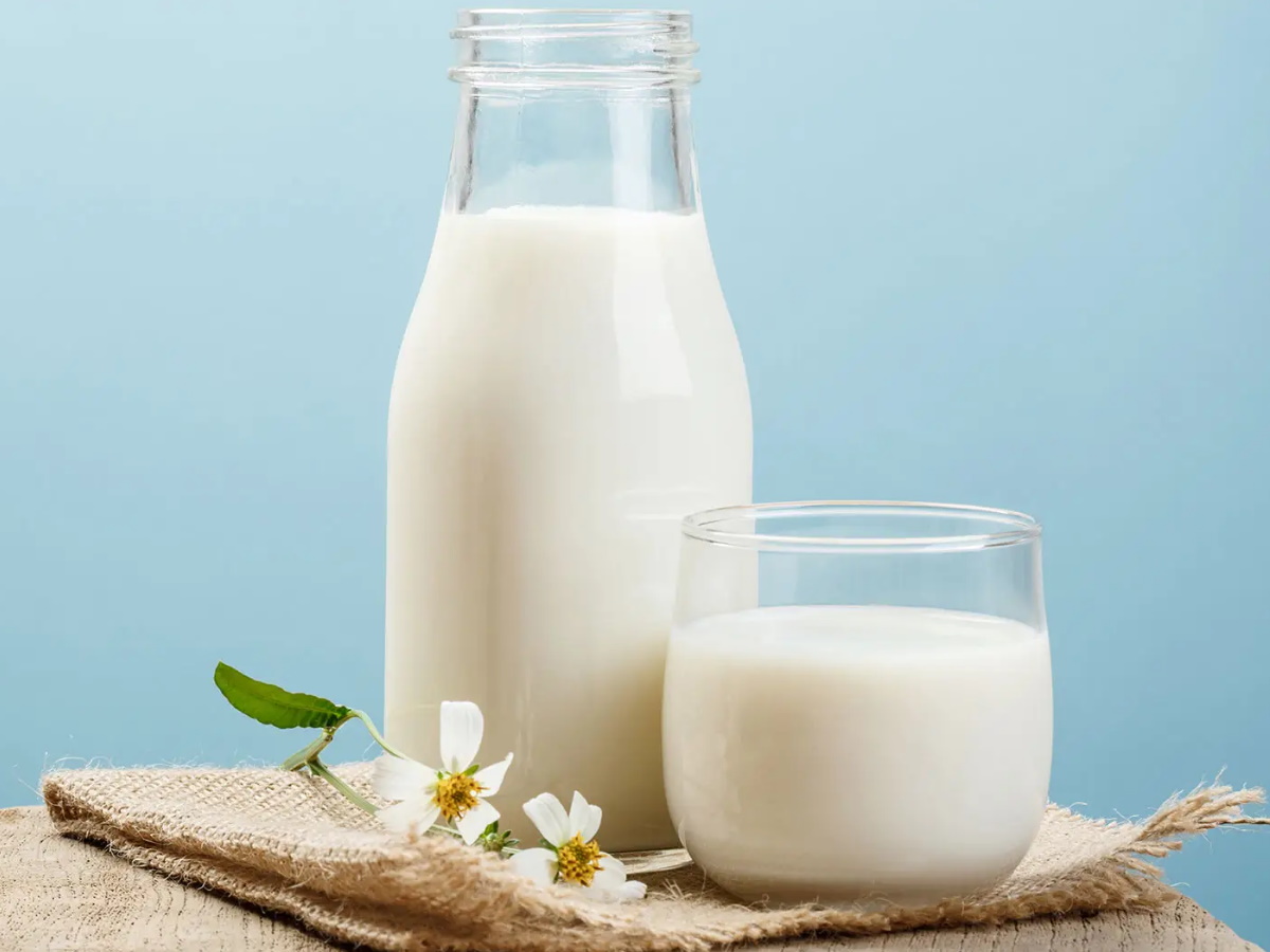 умывание кислым молоком